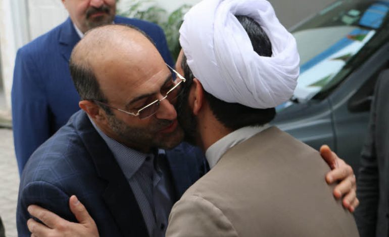 حضور ریاست و معاونین دانشگاه علوم پزشکی مازندران در دفتر امام جمعه قائم شهر و دیدار با ابوالشهیدین آیت الله معلمی در روز میلاد نبی اکرم«ص» و امام جعفر صادق«ع» + تصاویر