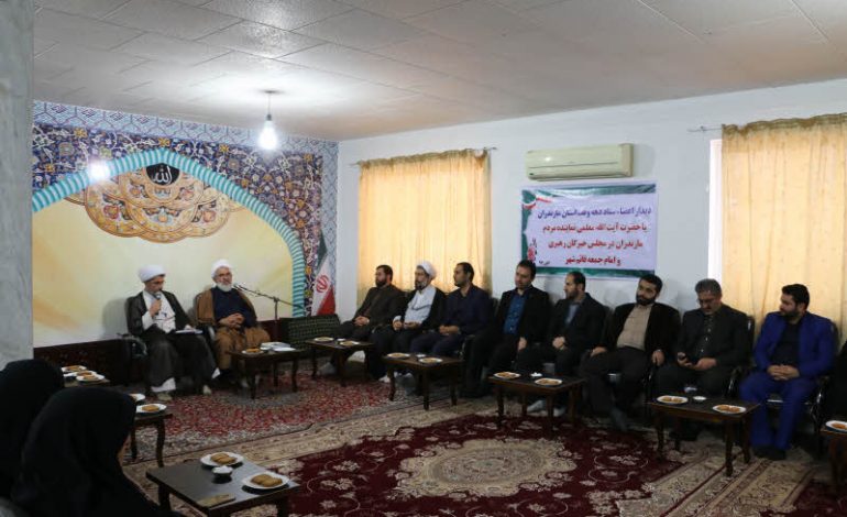 مدیرکلّ اوقاف و امور خیریه استان مازندران و اعضاء ستاد دهه وقف استان ، با حضور در دفتر امام جمعه قائم شهر با آیت الله معلمی دیدار و ارائه گزارش و گفت و گو کردند + تصاویر