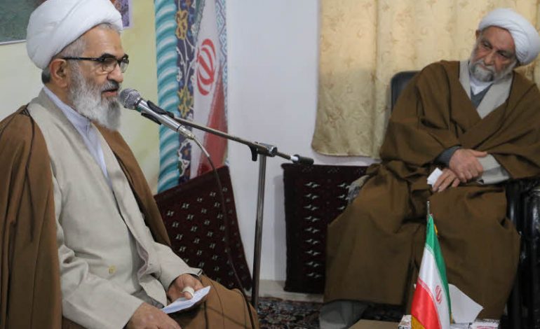 مراسم روضه شهادت حضرت زهرا سلام الله علیها در دفتر امام جمعه قائم شهر برگزار شد+تصاویر