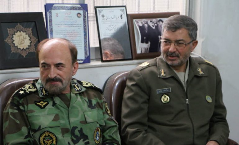 معاون ستاد مشترک و رئیس سازمان حفظ آثار و نشر ارزش های دفاع مقدس ارتش جمهوری اسلامی ایران با حضور در دفتر امام جمعه قائم شهر با آیت الله معلمی دیدار کردند + تصاویر
